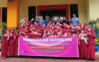 Kunjungan Industri SKADA Dalam Mengenal Lebih Dekat Penerapan Sistim Kearsipan