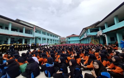 Kembali ke Sekolah Setelah Lebaran? Ini Serunya Halal Bihalal Ala SMKN 2 Balikpapan!
